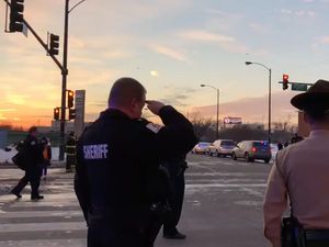 Foto: Baku Tembak dengan Pria Mencurigakan, Komandan Polisi AS Tewas
