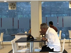 Ini Cerita Menteri Basuki Sarapan Sendirian di Hotel Murah