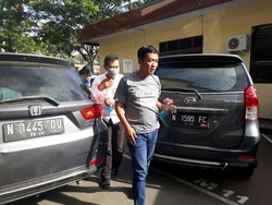 Tim Saber Pungli OTT Seorang Kepala Desa di Malang