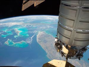 Penampakan Indah Bumi dari Stasiun Luar Angkasa ISS