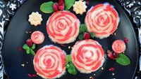 Cantiknya Nian Gao Bunga dan Ikan, Kue Pembawa Keberuntungan