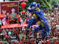 Barongsai Kelas Dunia Sambut Imlek di Trans Studio Mall Bandung