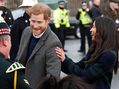 Saat Pangeran Harry Nyaris Digigit Kuda Poni di Edinburgh