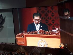 Buka Laporan Pansus KPK, Agun Singgung Pengembalian Uang Negara Buka Laporan Pansus KPK, Agun Singgung Pengembalian Uang Negara