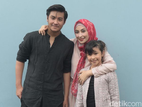 Cantik dan Tampannya Anak Annisa Trihapsari