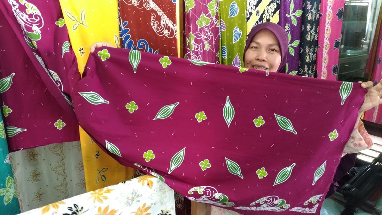 Kisah Ibu-ibu di Riau Bisnis Batik Beromzet Rp 30 Juta/Bulan