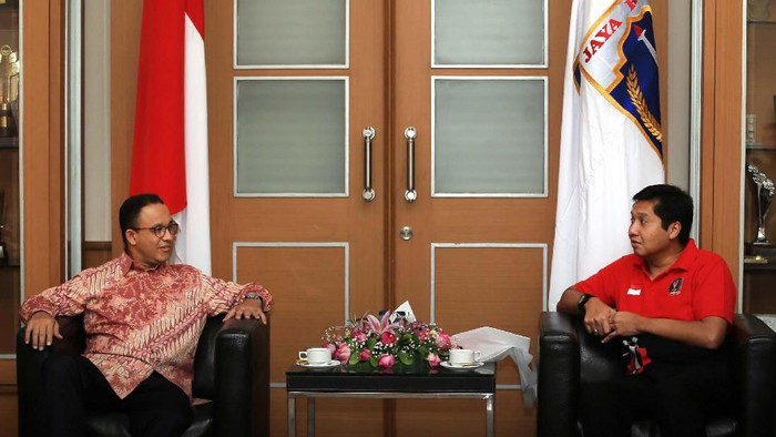 Gubernur Anies Imbau Suporter Jaga Aset Bangsa