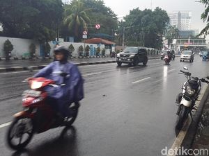 Sempat Tergenang, Air di Kawasan Gambir Sudah Surut