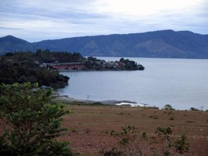 Cantik Danau Toba Dilihat dari Bukit Beta