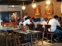 Icip-icip Dim Sum hingga Tofu Claypot di Resto Oriental Icip-icip Dim Sum hingga Tofu Claypot di Resto Oriental