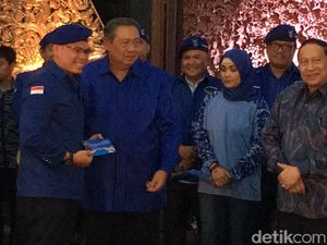 Chris John, Okky Asokawati, hingga Krisna Mukti Gabung NasDem Chris John, Okky Asokawati, hingga Krisna Mukti Gabung NasDem