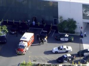 Kepanikan Saat Penembakan Massal Sekolah di Florida