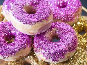 Apakah Glitter pada Makanan Aman Dikonsumsi?