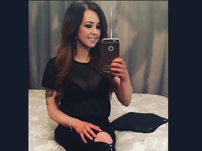 Pesona Nenek Cantik 36 Tahun yang Bikin Pria Tergila-gila Ingin Melamar