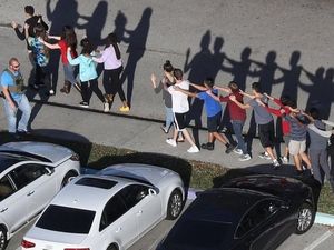 Penembakan Florida Adalah Serangan Sekolah ke-18 di AS Tahun Ini