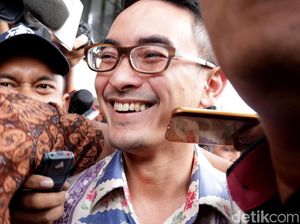 Mangkir Pemeriksaan KPK, Zumi Zola: Saya Sedang ke Tebo Mangkir Pemeriksaan KPK, Zumi Zola: Saya Sedang ke Tebo