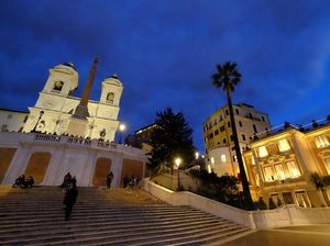Bikin Rusak Ikon Roma Spanish Steps, Turis AS Didenda dan Kena Sanksi Bikin Rusak Ikon Roma Spanish Steps, Turis AS Didenda dan Kena Sanksi
