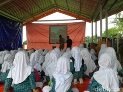 Ratusan Siswa TK Geruduk BPBD Ponorogo, Ada Apa?