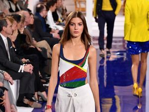 Foto: 25 Koleksi Musim Semi 2018 dari Ralph Lauren Foto: 25 Koleksi Musim Semi 2018 dari Ralph Lauren