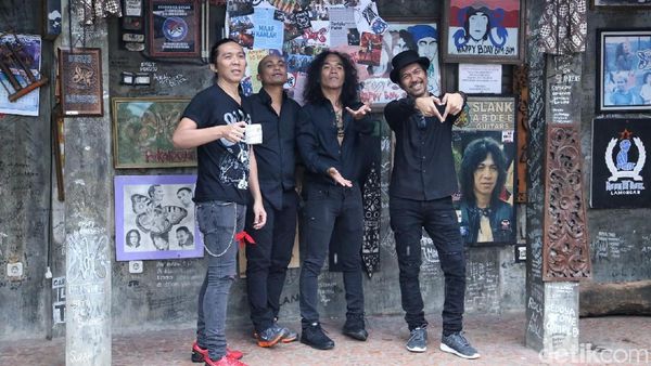 Begini Suasana Slank Persiapkan Konser Penuh Cinta
