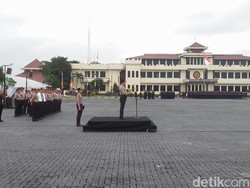 Pimpin Apel, Kapolri Minta Brimob Amankan Pilkada Serentak