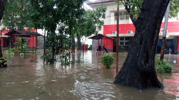Penampakan Kampus UNJ yang Sempat Terendam Banjir