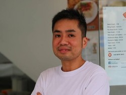 Pria Ini Tinggalkan Profesi Bergaji Rp 135 Juta Demi Bantu Ibu Jualan Kue