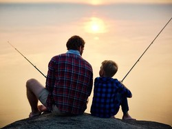 Menjadi Ayah di Antara Dua Generasi