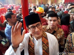 Sandi: Penutupan Alexis Baik, Saya Angkat Topi ke Satpol PP