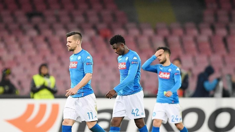 Masih Ada Scudetto untuk Diperjuangkan, Napoli Segera Move On dari Liga Europa Masih Ada Scudetto untuk Diperjuangkan, Napoli Segera Move On dari Liga Europa