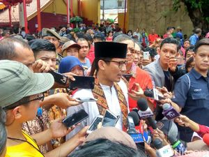 Imlek, Sandi Singgung Berbagi Rezeki dan Ketimpangan di Jakarta