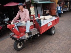 Indonesia Kembangkan Mobil Desa, Hong Kong Sudah Punya Lho