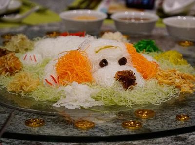 Deretan Yee Sang Berbentuk Anjing Lucu Ini Siap Menyambut Tahun Anjing Tanah