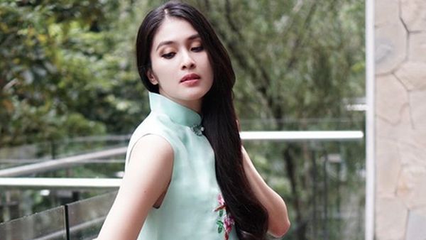 Chelsea Olivia hingga Sandra Dewi, Para Seleb Cantik Bergaya Oriental