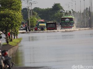 Jalan Raya Porong Sidoarjo Kembali Tenggelam