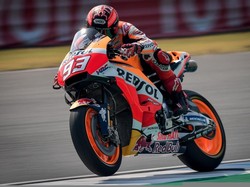 Atmosfer Positif Tim Honda Bikin Marquez Bahagia