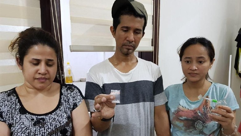 Berikut Nama-nama yang Ditangkap Polisi Bersama Anak Elvy Sukaesih
