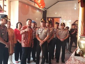 Cek Vihara di Bandung, Kapolda Jabar Jamin Keamanan Imlek