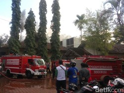 Gedung Pestisida Dinas Pertanian Bondowoso Dilalap Si Jago Merah