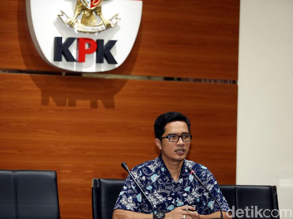 KPK Telusuri Mekanisme Pinjaman APBD Lampung Tengah KPK Telusuri Mekanisme Pinjaman APBD Lampung Tengah