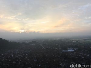 Senja di Bandung Ini Bikin Rindu Berat, Kamu Nggak Akan Kuat!