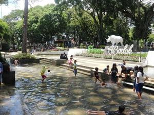 Liburan Hemat di Kota Bandung: Taman Kota Liburan Hemat di Kota Bandung: Taman Kota