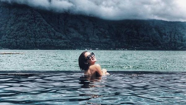 Renang sampai Dinner Bersama Cita Citata di Bali