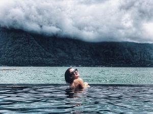 Renang sampai Dinner Bersama Cita Citata di Bali