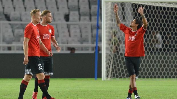 Irfan Bachdim tidak berada di level permainan terbaiknya pada laga lawan Thanh Hoa.