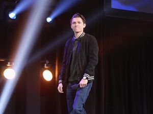 Adu Akting dengan Jake Gyllenhaal, Tom Holland: Dream Come True