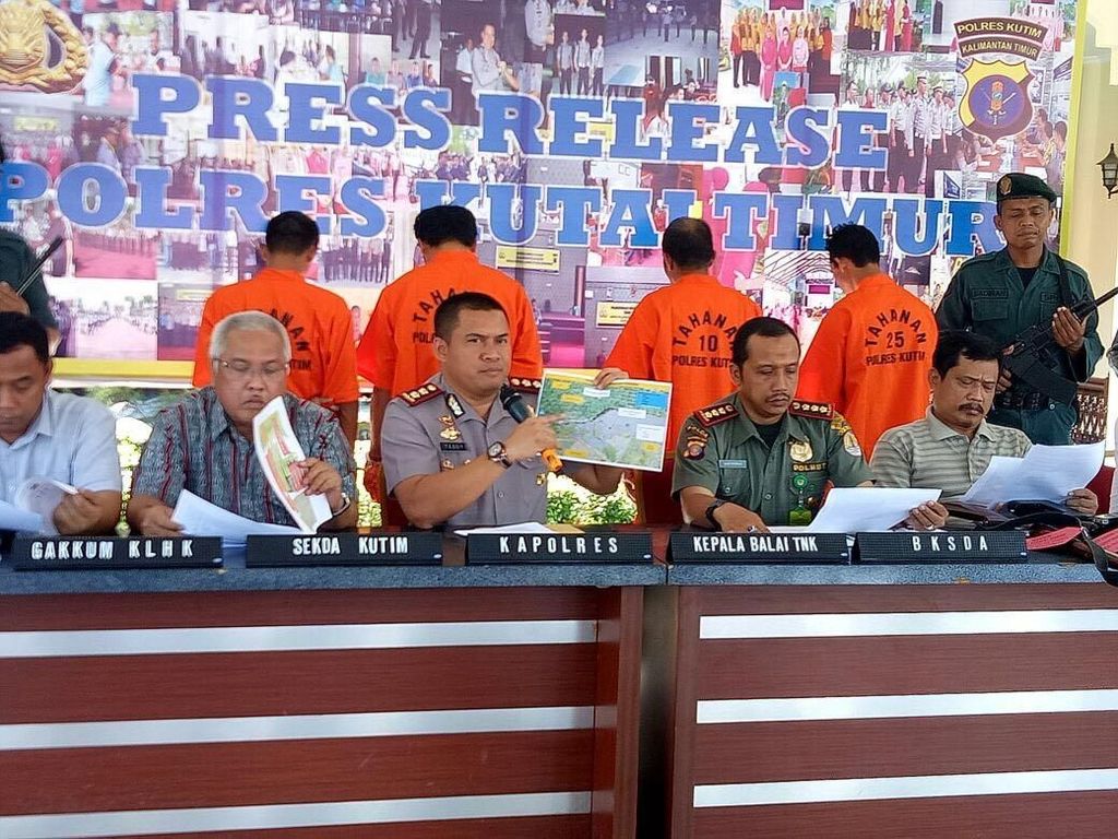 5 Tersangka Pembunuh Orang Utan Terancam 5 Tahun Penjara 5 Tersangka Pembunuh Orang Utan Terancam 5 Tahun Penjara