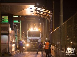 Tiba di Priok, 12 Gerbong MRT Dibawa ke Lebak Bulus Besok Malam