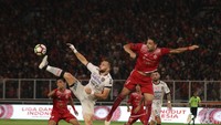 Simic membuat Persija unggul dua gol di babak pertama. Satu gol lain dicetak oleh Novri Setiawan. Andritany membuat sejumlah penyelamatan penting dalam laga itu.