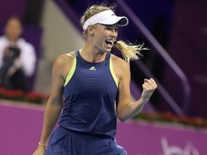 Wozniacki Pulangkan Kerber, Halep Mundur Wozniacki Pulangkan Kerber, Halep Mundur